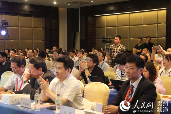 圖為數據開放與隱私保護分論壇現場。王欽攝。