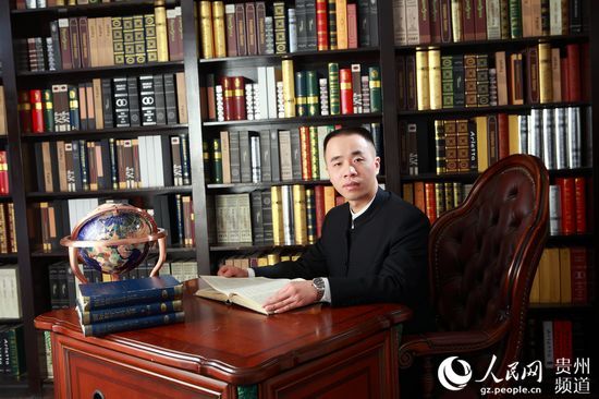 連灶華：信息安全是大數據產業可持續發展的必要條件　“沒有安全就沒有大數據?！比涨?，亨達科技集團董事長連灶華在接受記者采訪時表示，隨著大數據、云計算、移動互聯網等新一代信息技術的不斷發展，數據種類日益增多，數據規模急劇增長……【詳細】 