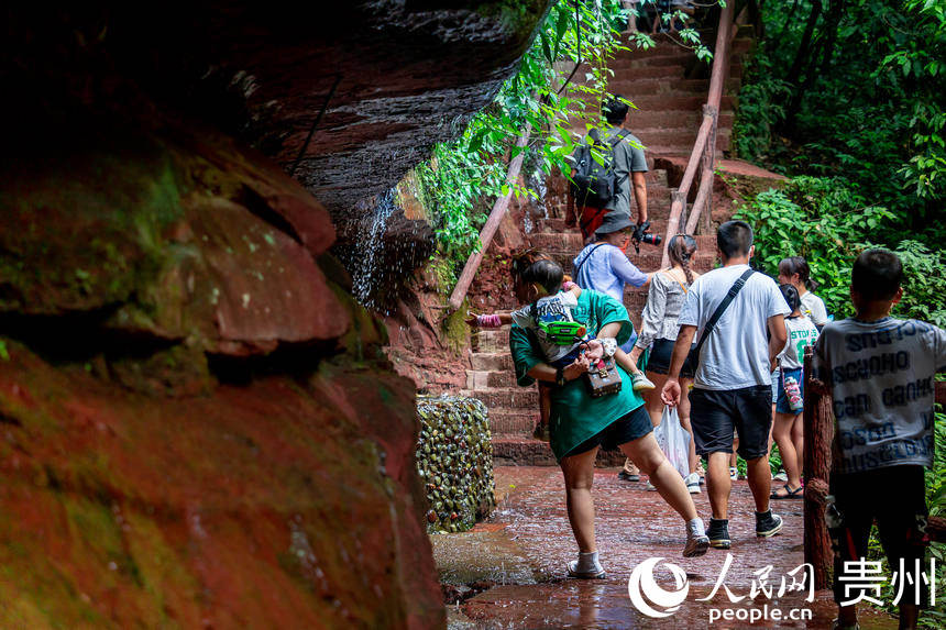 οڡЇϼˮȻzar^W Ϳz