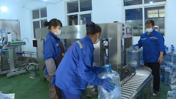 ����^�_�ɴ壺�h�����I ׌ɽȪˮ�ɞ�����¸���&ldquo;ԴȪ&rdquo;��