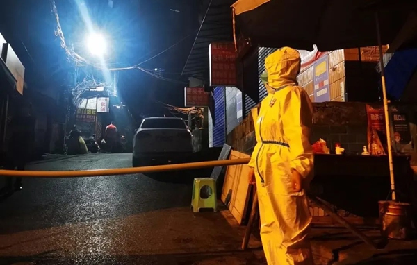 6.堅守“疫”線保萬家安康。