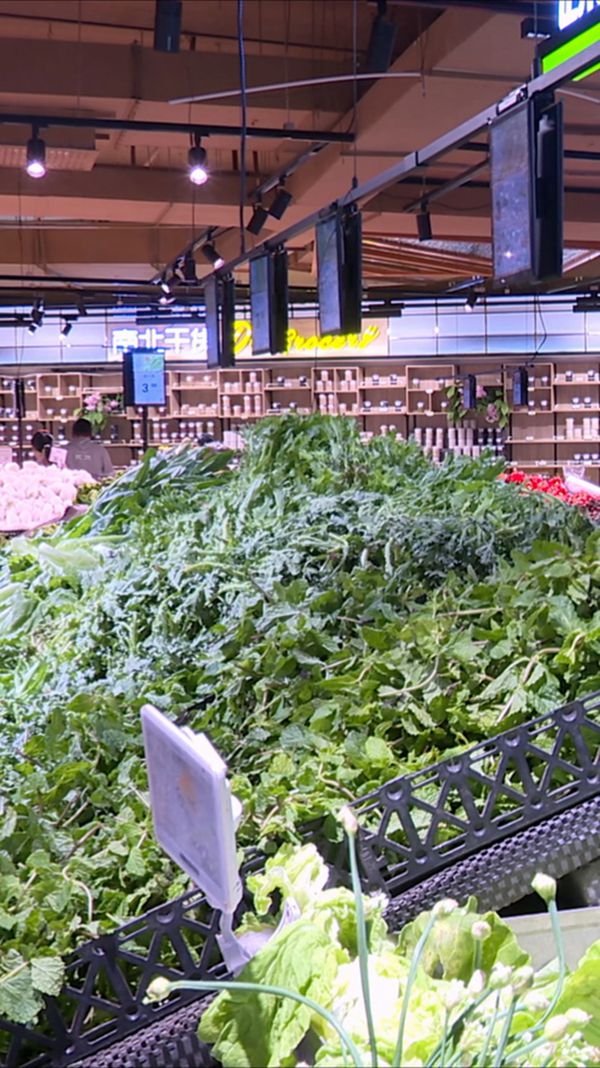 生活物資保障充足。