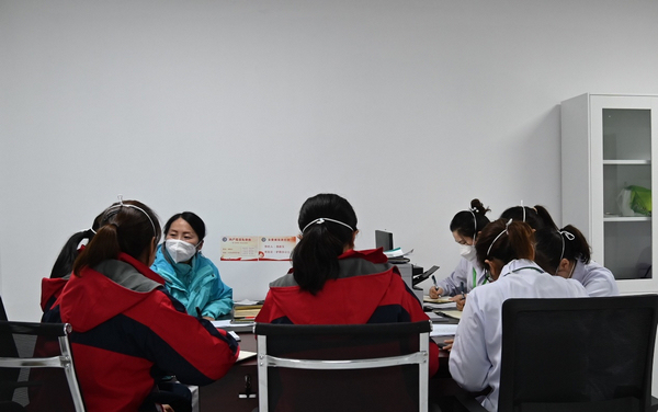 抗疫一線的醫務工作者。