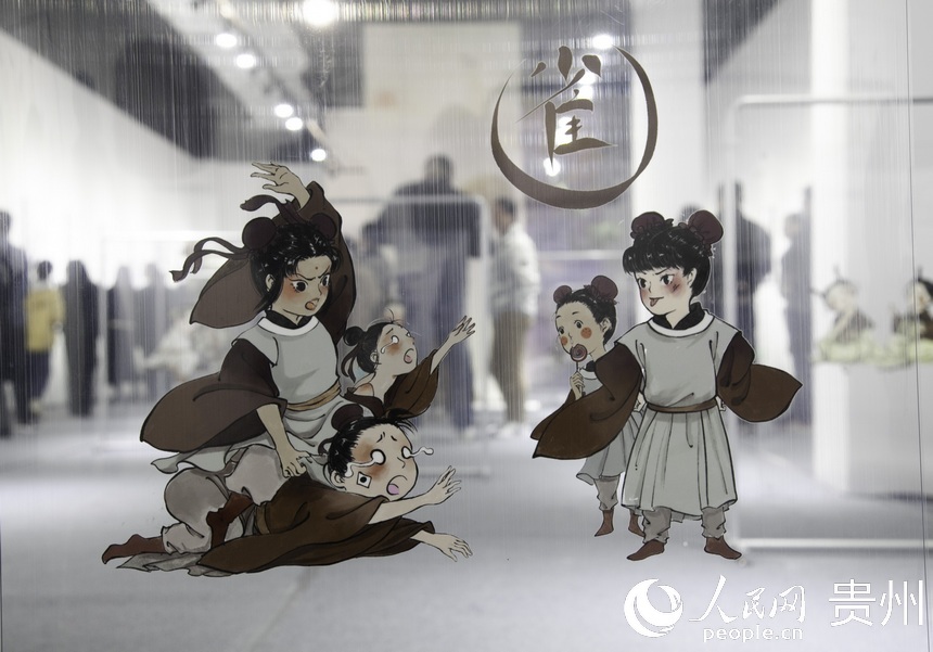 現場展出的部分作品。人民網 龍章榆攝