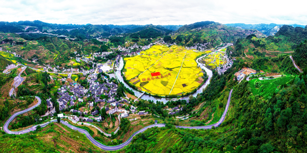 1.貴陽市開陽縣農村公路助力鄉村振興。貴州省公路局供圖