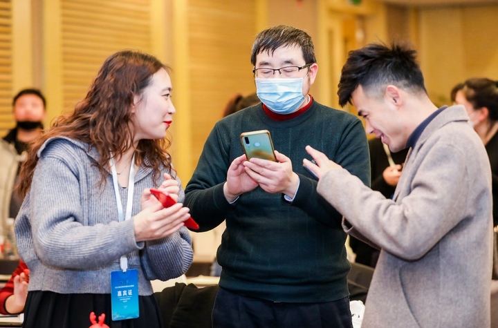 兩地企業交流。