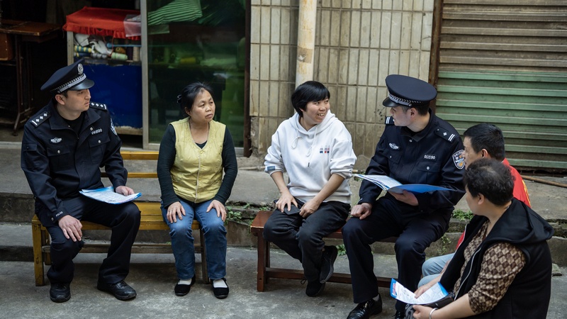 _入戶走訪宣講。