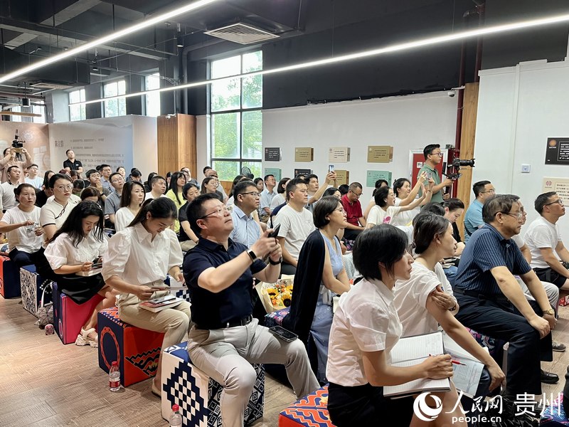 3.互動環節。人民網 李麗萍攝.jpeg