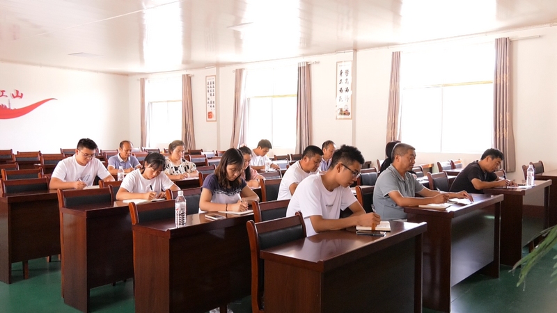 學校積極履責監督 保障開學安全有序。