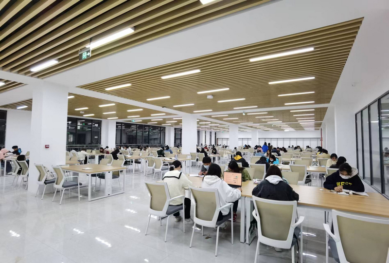 自修室學習。馬四補攝