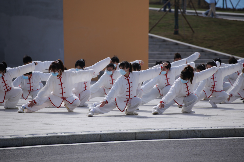 八段錦特色教學。趙爽