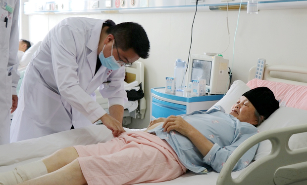 七星關區：東西協作譜新篇 醫療教育惠民生