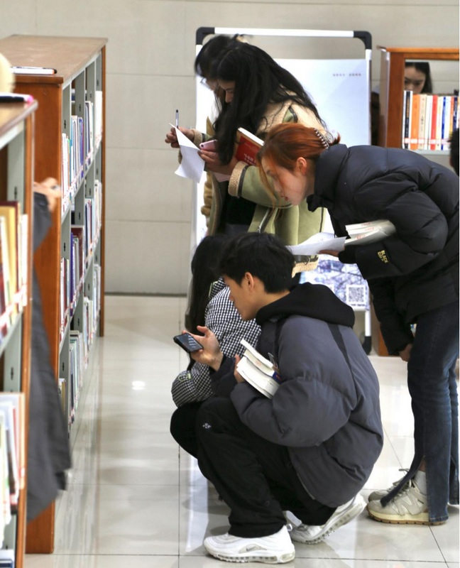  “春悅拾書”環節。