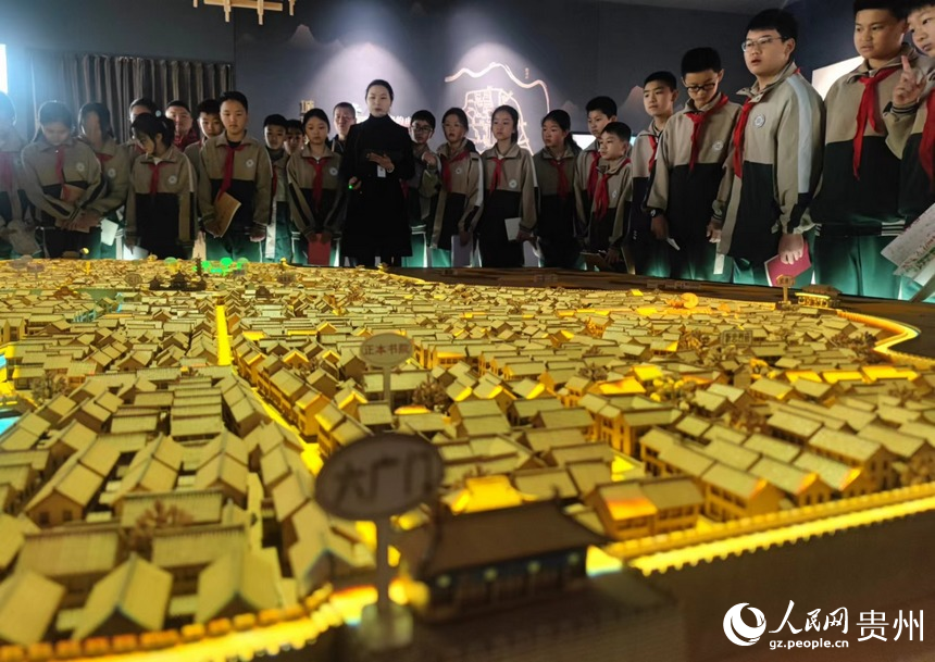 展覽館一角。人民網 龍章榆攝 