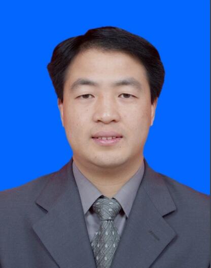 市委常委、區委書記 林松