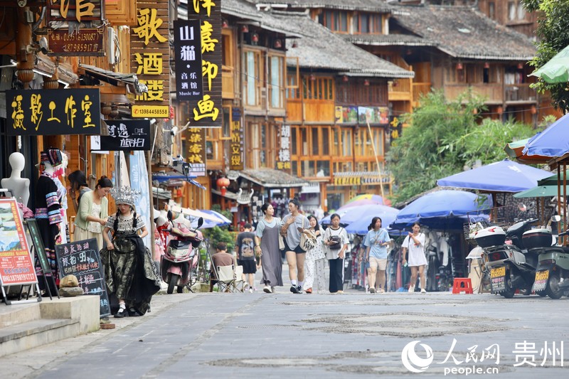 4、民族風情濃郁的肇興侗寨。人民網 顧蘭云攝.JPG
