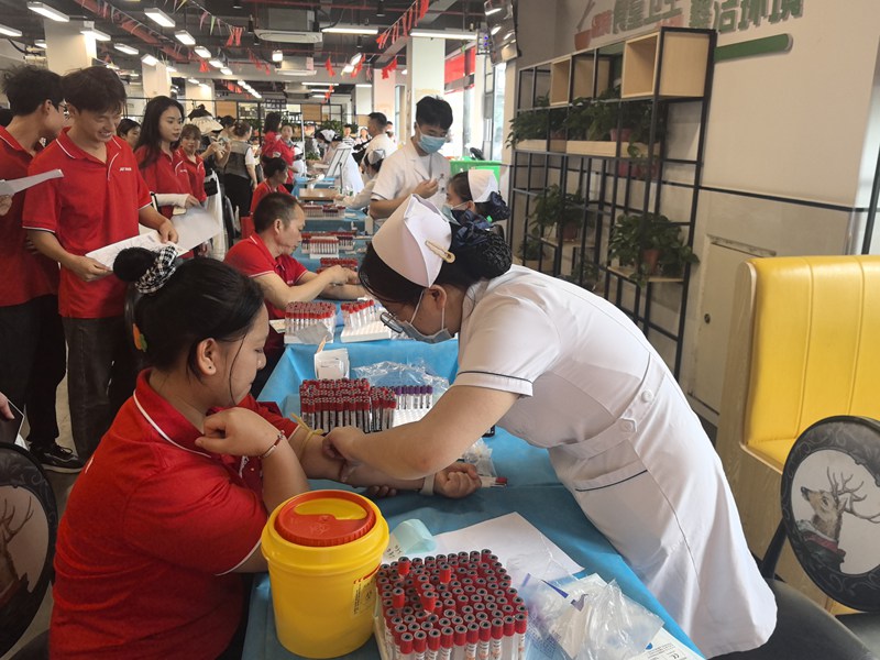 體檢現場。楊芮攝