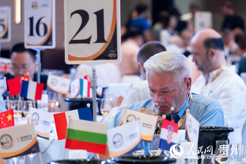 2024（貴州·仁懷）布魯塞爾國際烈性酒大獎賽現場。人民網記者 涂敏攝