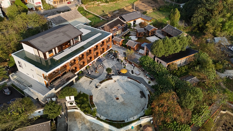 長崗鎮民宿（余甚君 拍攝）