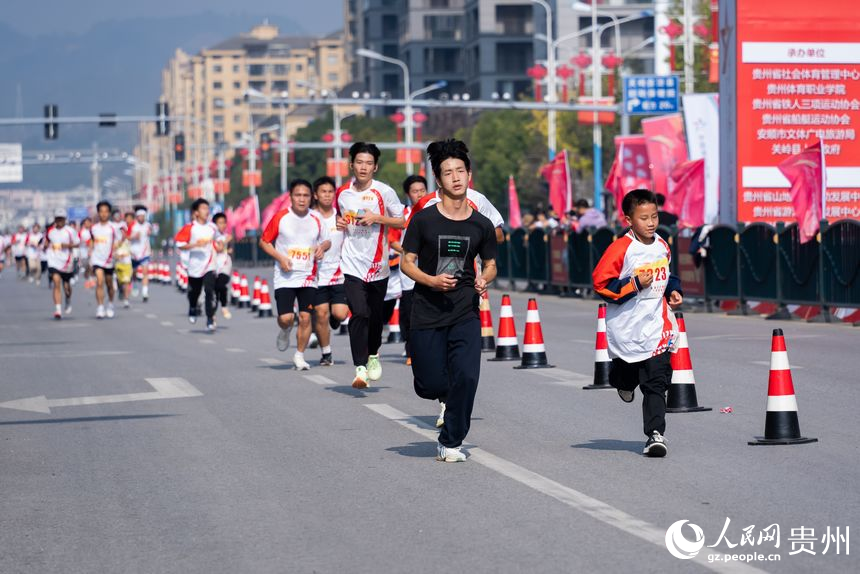 比賽現場。人民網記者 涂敏攝