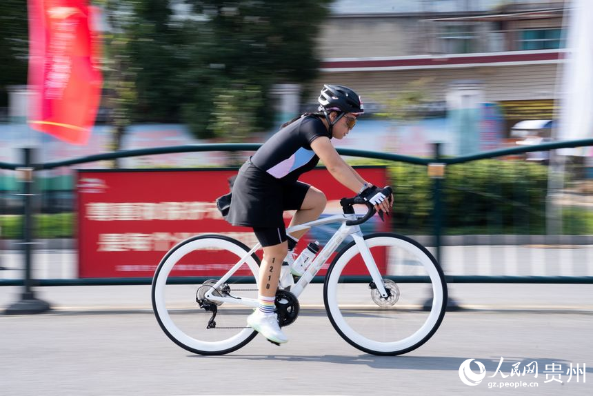 比賽現場。人民網記者 涂敏攝