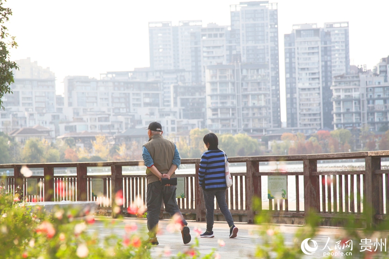 貴陽市白云區泉湖公園一角。人民網 龍章榆攝