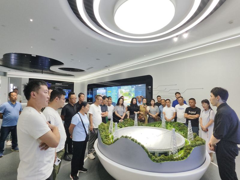 跳出小課堂，實踐悟真知，管理學院針對性地精心打磨每一堂課。貴州大學管理學院供圖 .jpg