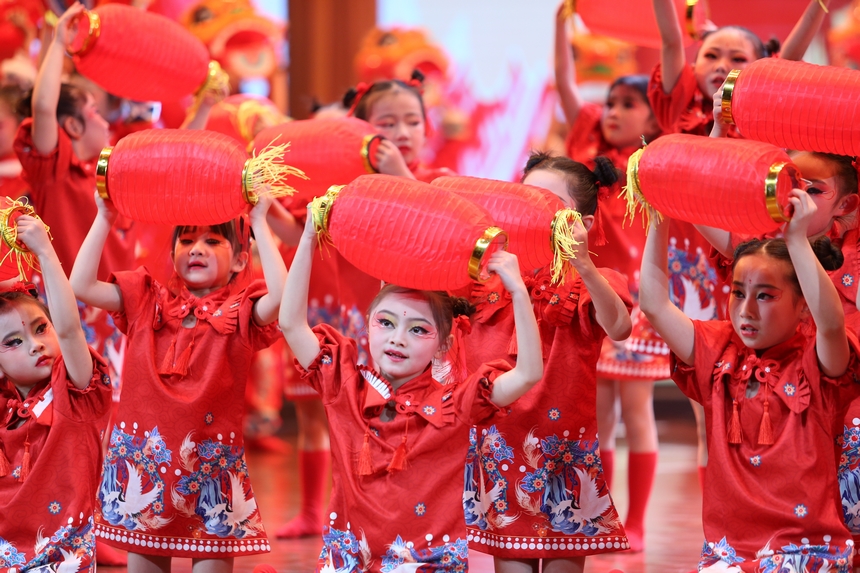 少兒春晚現場。