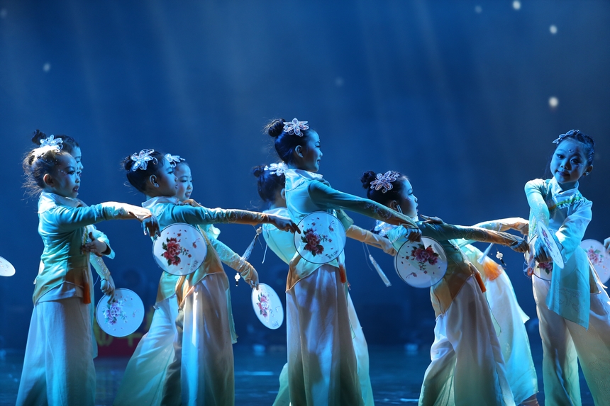 少兒春晚現場。