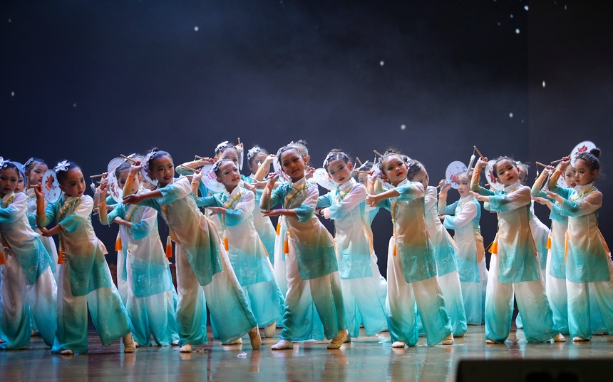 少兒春晚現場。