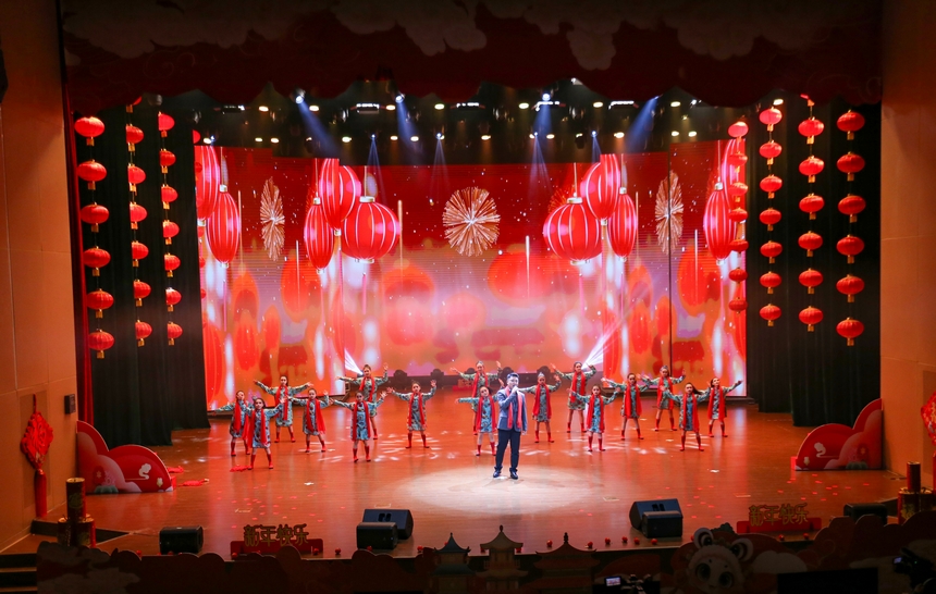 少兒春晚現場。