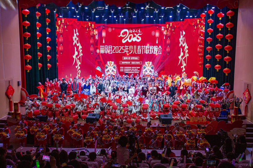 少兒春晚現場。