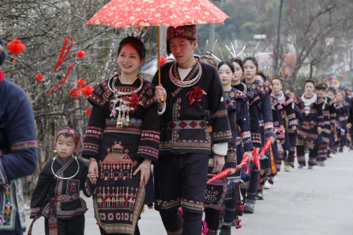 喜宴鬧新春。陳龍攝