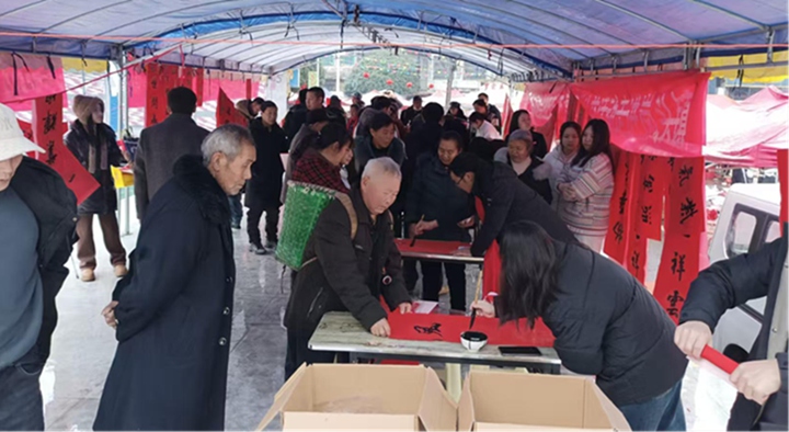 文藝沙龍聚合文藝新力量。