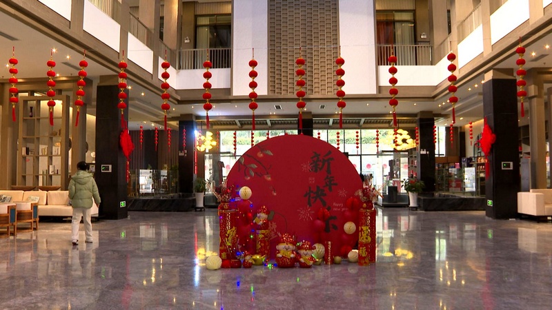 修文縣“金湯溫泉”泡“頭湯深受游客青睞。