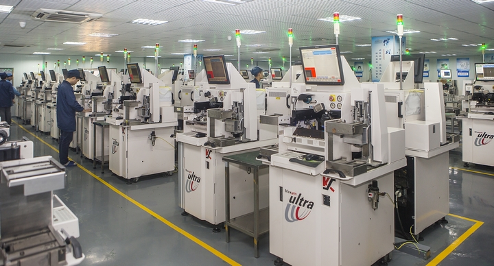 致公黨中央協調引進深圳市聯尚科技有限公司與貴州致福光谷投資管理有限公司入駐七星關經濟開發區致福光谷產業園區 七星關區融媒體中心供圖.JPG