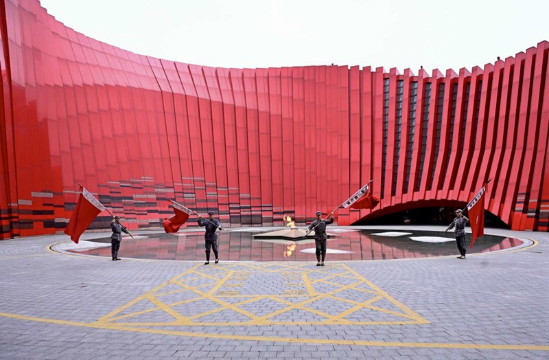 紅飄帶長征數字科技藝術館。