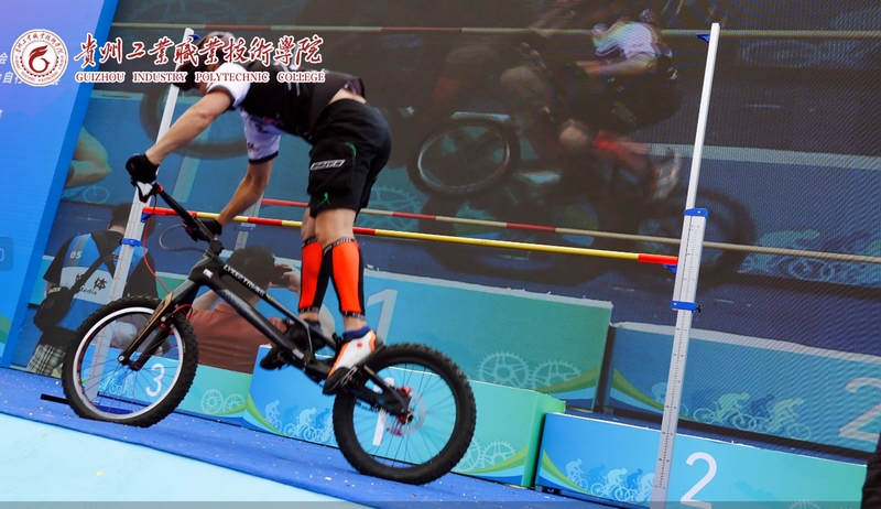 2024年中國大學生自行車挑戰賽在貴州工業職業學院舉行。圖片由校方提供
