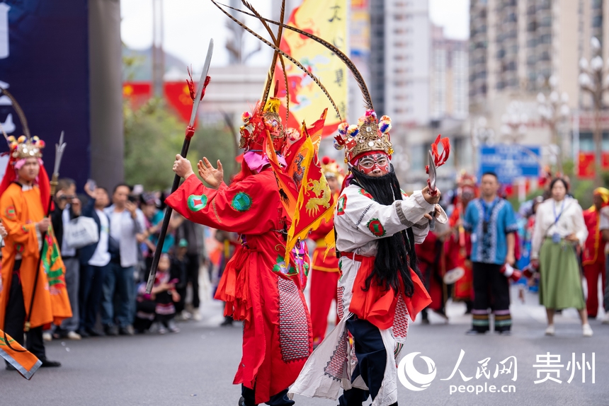 “三月十三”民俗文化節現場。人民網記者 涂敏攝