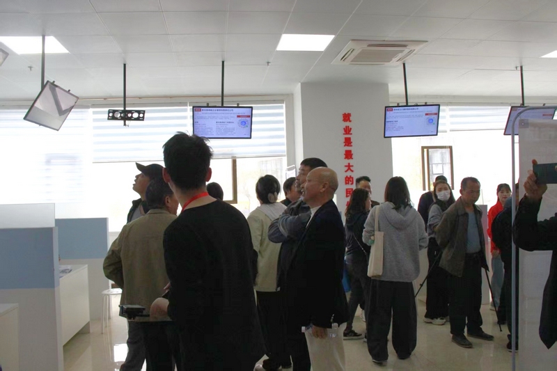 黔東南州大齡勞動力招聘會現場。