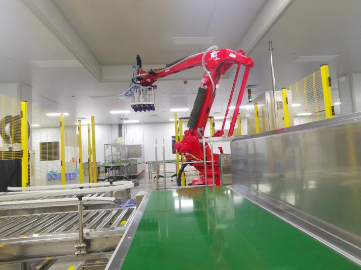 圖為企業生產車間。