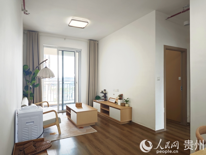 安巢·青年社區（云瀾店）兩居室樣板間。人民網 黃小桃攝.jpg