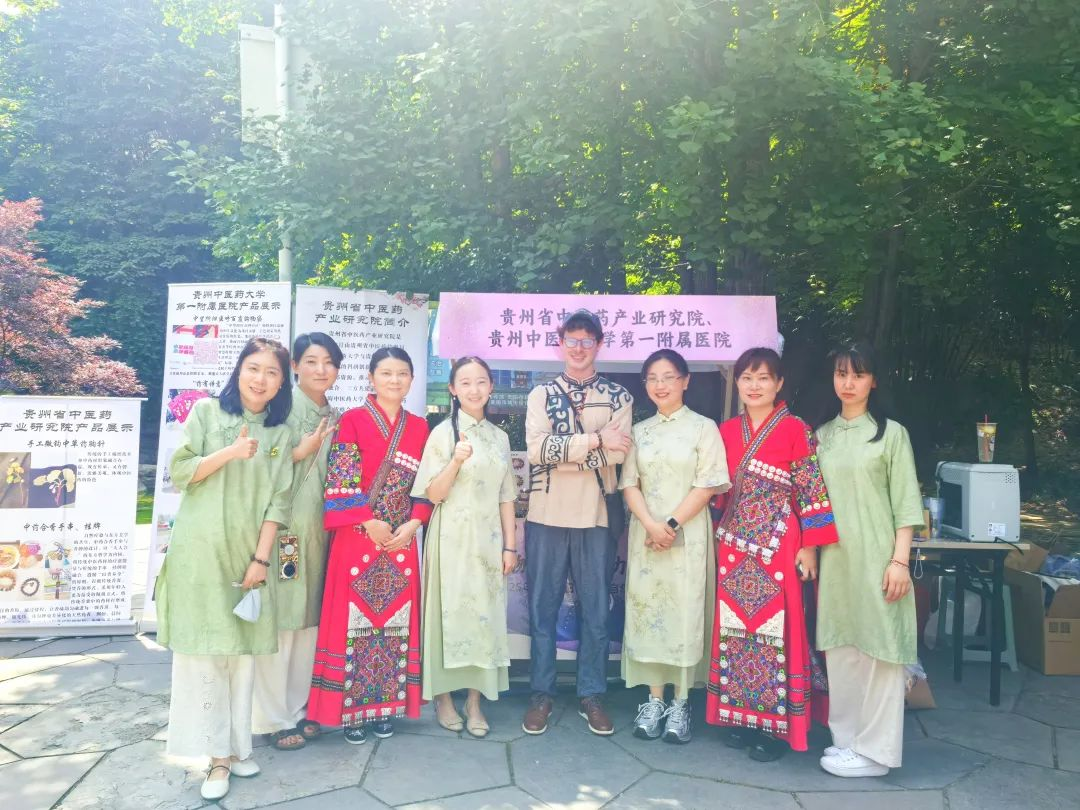 活動現場。