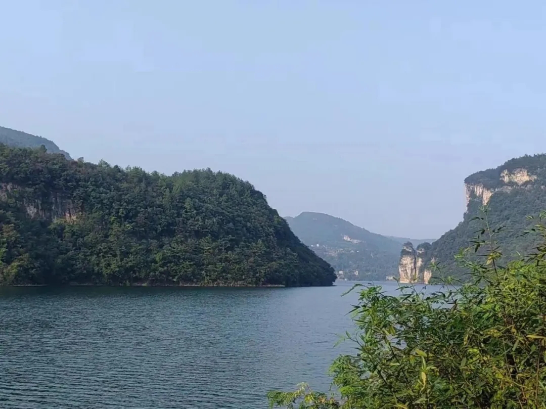 堰坪村烏江姊妹峰.webp.jpg