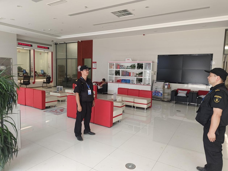 圖為榕江支行已恢復正式營業。