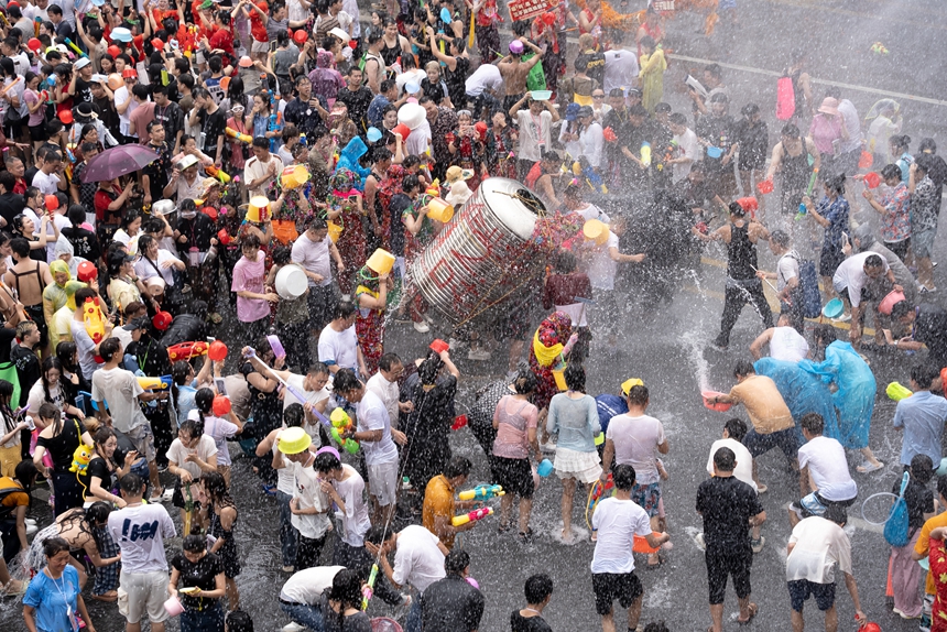 2025德江“水龍節”活動現場。熊麗娟攝