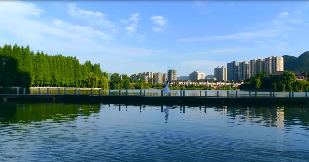 “六馬”十年：一場賽事與一座城市的共生蛻變。鐘山融媒供圖