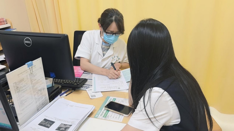 貴州中醫藥大學第一附屬醫院產科門診。