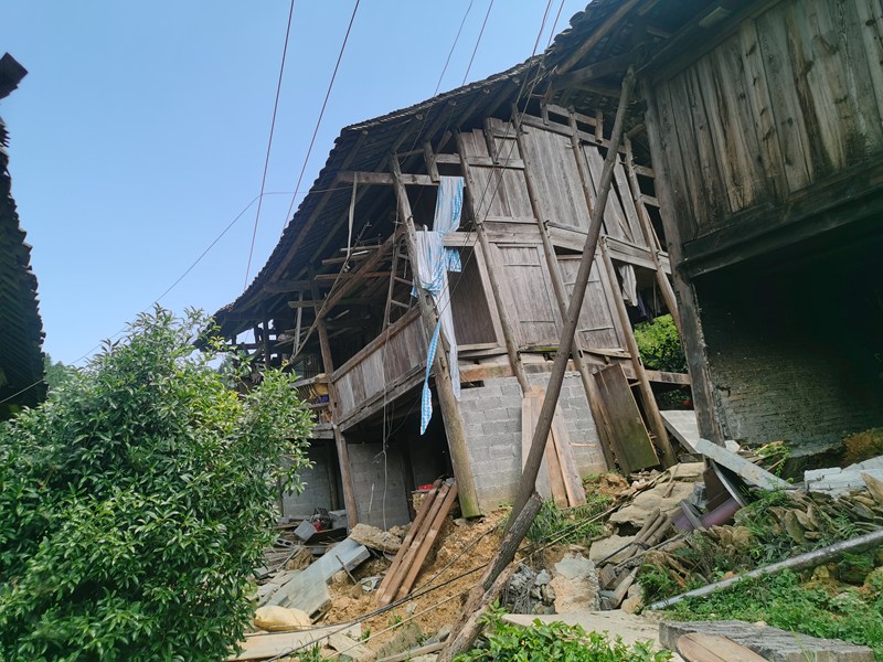 受災后的房屋。