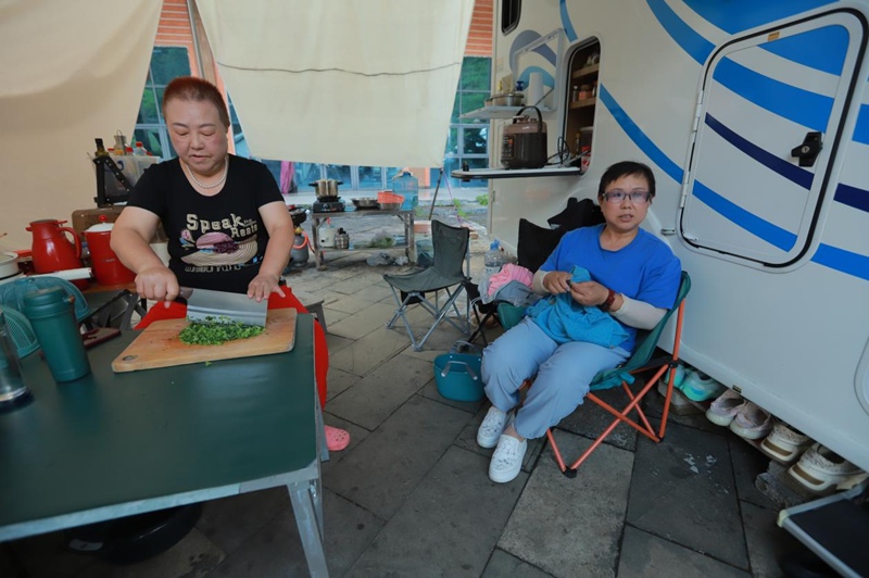 前來梵凈山西線度假的游客。